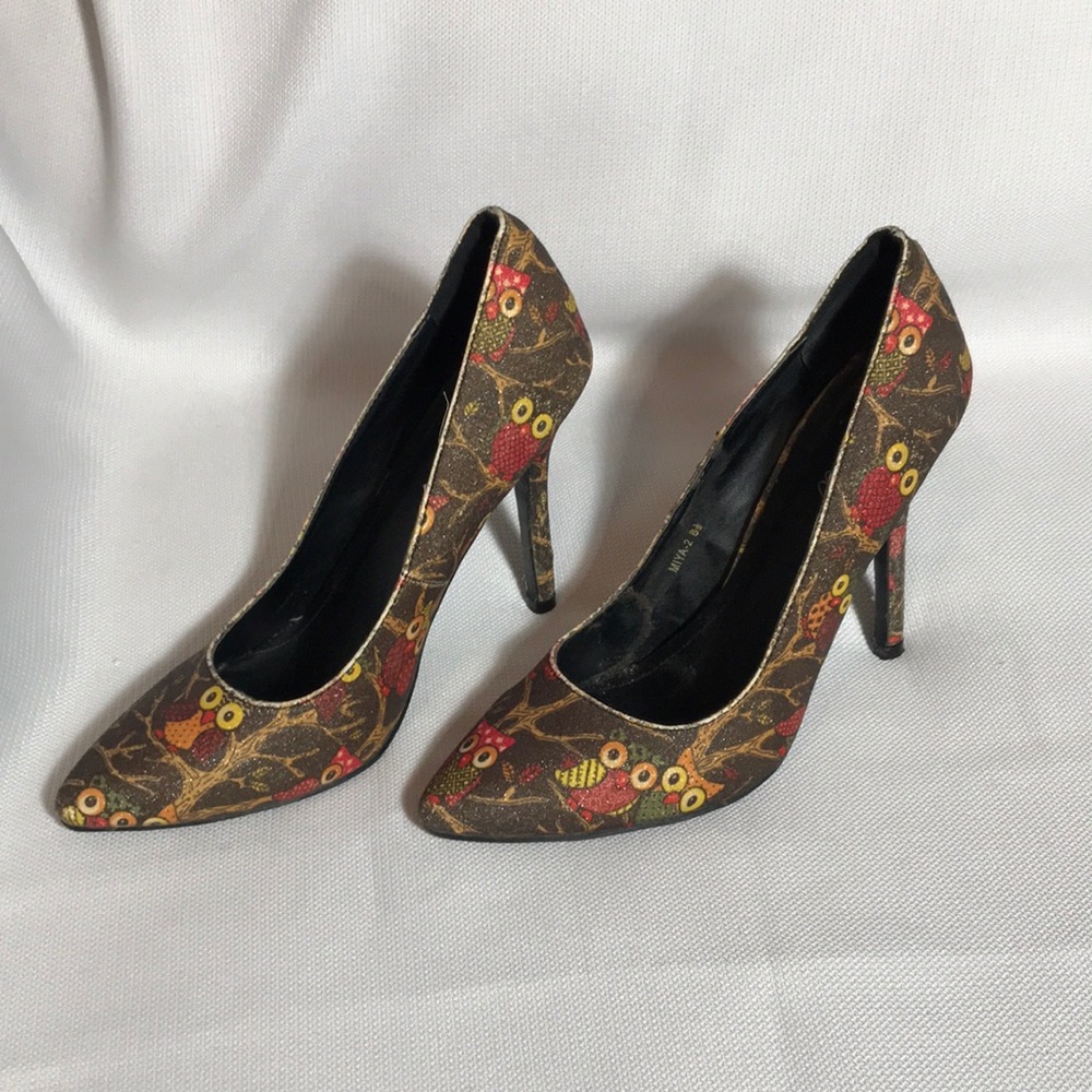 Machi Owls Heels size 8.5